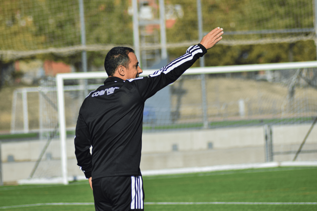 massimo-coach-mv8-football-academy